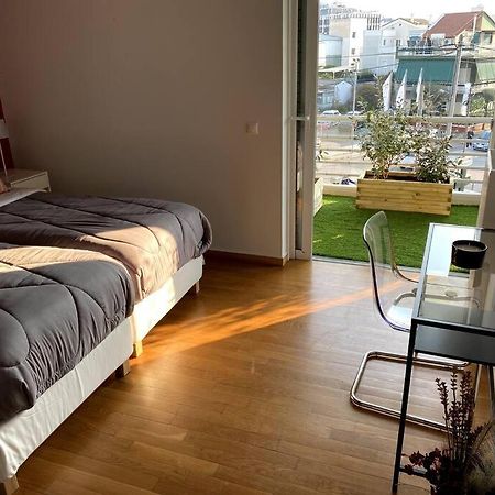 Spacious And Sunkissed 3Br & 2 Bathrooms Apartment Афины Экстерьер фото