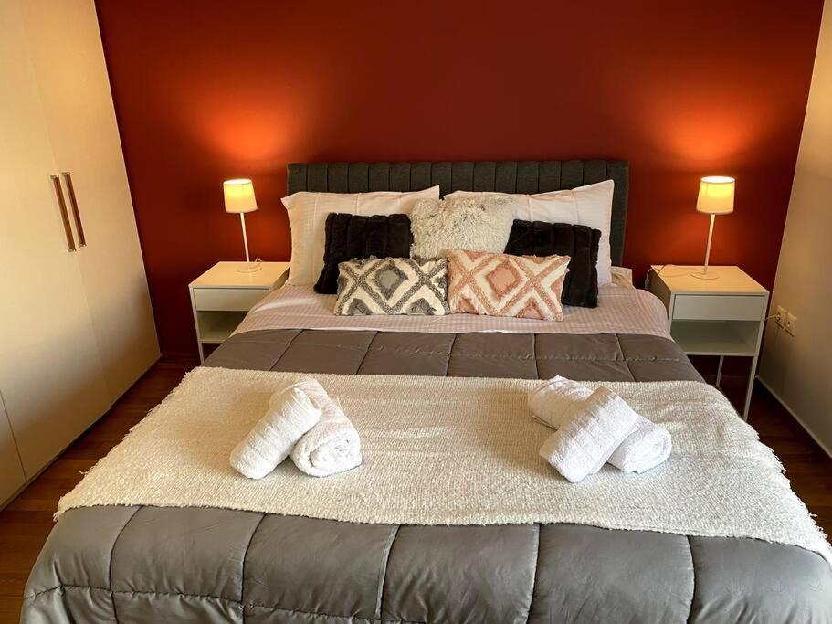 Spacious And Sunkissed 3Br & 2 Bathrooms Apartment Афины Экстерьер фото