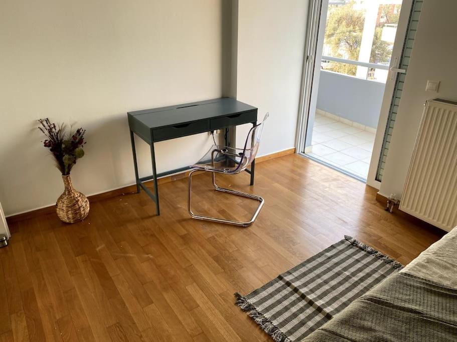 Spacious And Sunkissed 3Br & 2 Bathrooms Apartment Афины Экстерьер фото